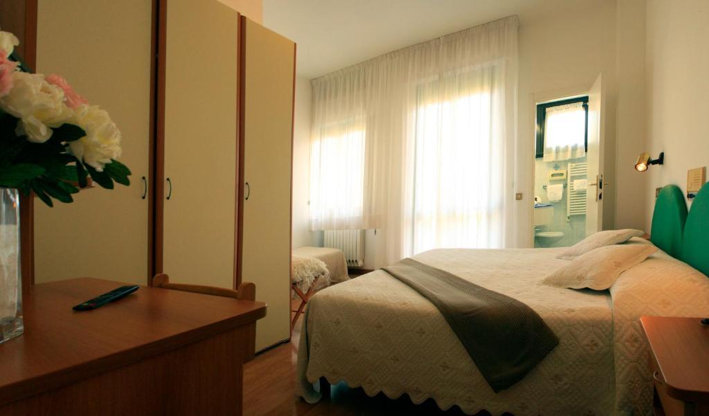 Hotel Aggravi Chianciano Terme Ruang foto